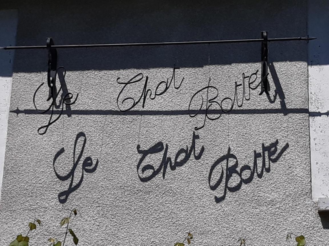 Chambre D'Hotes Le Chat Botte Espédaillac Zewnętrze zdjęcie